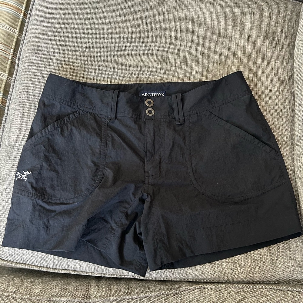 Arc'teryx Black Athletic Shorts Lightweight Quick-Dry